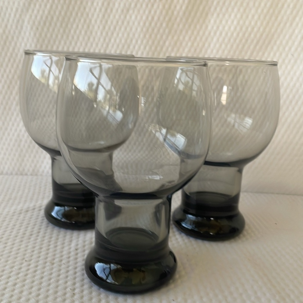 Set of 3 Federal Glass Sundown Style Goblets.